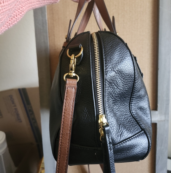 Fossil Black and Brown Crossbody Bag - Picture 2 of 8